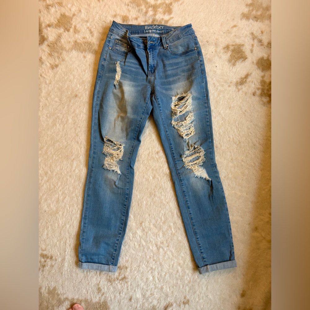Jeans - Picture 2 of 3